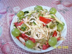 овощной салат с виноградом