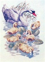 Лебедушка с малышами
