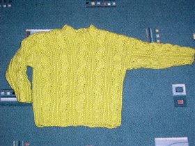 Салатовый пуловер