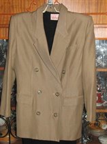 Пиджак раз.44,цена 200р.