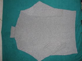 Свитер серо-голубой раз.XL(52-54)цена-500р.торг.