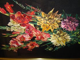 Букет гладиолусов и георгин