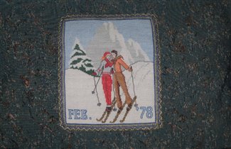 лыжники подушка