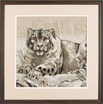 03835 - Thу Snow Leopard