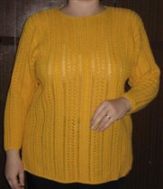 Желтый свитер