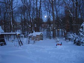 Снегопад, ночь, наш двор