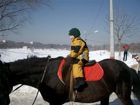 Сначала на большой - потом на пони поедем