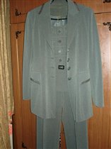 Костюм женский зеленый