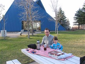 Как же замечательно попить чаек на природе!