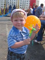 Ярик с шариком.