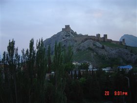 Генуэзская крепость 2