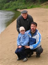 С папой и дедушкой в Гродно 2006