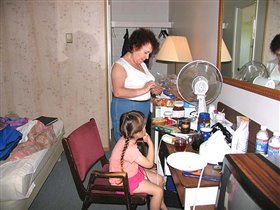 Vermillion. Завтрак в мотеле.