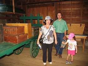 Украинская деревня. Комната багажа в домике на ж/д станции