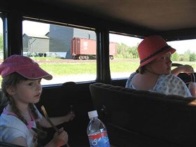 Украинская деревня. Едем, едем на машинке!!!!