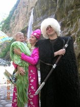 образцовая кавказская семья