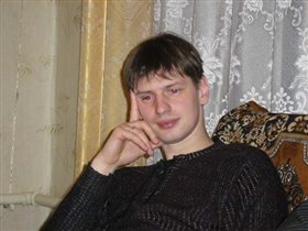 муж - сытый довольный вампир :-)