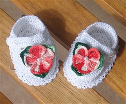 Mary Janes White w/ Crocheted 5 Petals Rose c