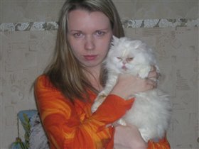 Я и моя кошка Шнягочка :)