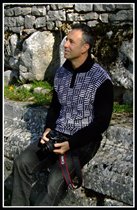 Черно-белый свитер для мужа