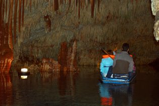Пещеры на юге Пелопоннеса Дирос