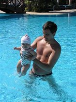 а купаться я люблю вместе с папочкой и неважно,где!