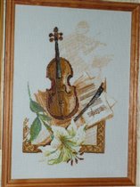 Скрипка и лилия