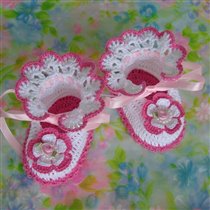 Hot PINK Rose Pearls MARY JANE Baby Crochet Booties a