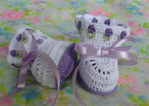 Lavender Tulip Preemie Baby Crochet Booties a