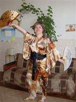 Дыбра в кимоно. Выделывается:))