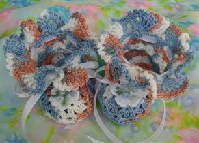 venise rose blue ruffled crochet lace booties b