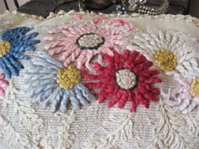 бабушкина вышивка крупным планом