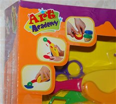 Play 8111	Набор с пластилином и инструментами	224,00