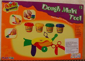 Play 8111	Набор с пластилином и инструментами	224,00