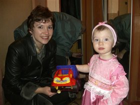 Вот и тетя Таша пришла 