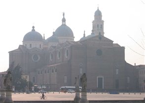 Базилика S. Giustina (Святой Жюстины)