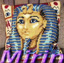 Подушка в египетском стиле