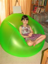 Зеленое надувное кресло - мой приз от сайта 7ya.ru