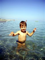 Кир подтверждает:  воды Критского моря кристально чисты! 
