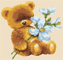 Baby bear with flowers