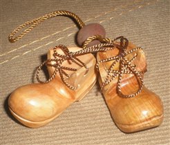 Деревянные ботиночки
