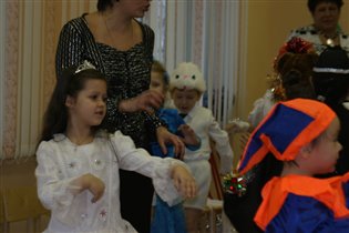 Порою, волк-сердитый волк, рысцою пробегал ..'