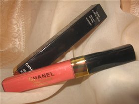 Кремообразный блеск для губ от Chanel 31
