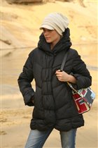 арт, 0084 пух 1750 с %  есть поясочек -шнурок, немного большемеррит