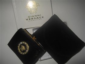 13. Женский кошелек-портмоне, кожа, лак, 1200 руб