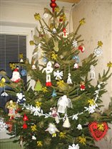 А вот и она, Рукодельная елочка- символ дружбы и добрых чувств участниц нашей конфы!!!