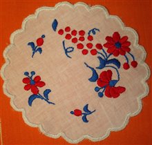 Круглая салфетка в технике Венгерской вышивки