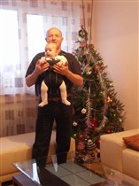 С любимым дедушкой!