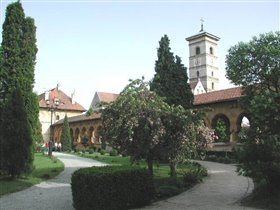 Алба-Юли. Монастырь.
