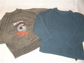 левый свитер Arizona 104-110размер 350руб, правый 4года 350руб  Кензо